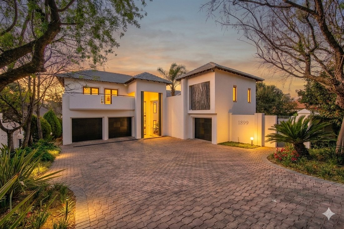 Estate in Chartwell, Gauteng, South Africa 1 - 18018227