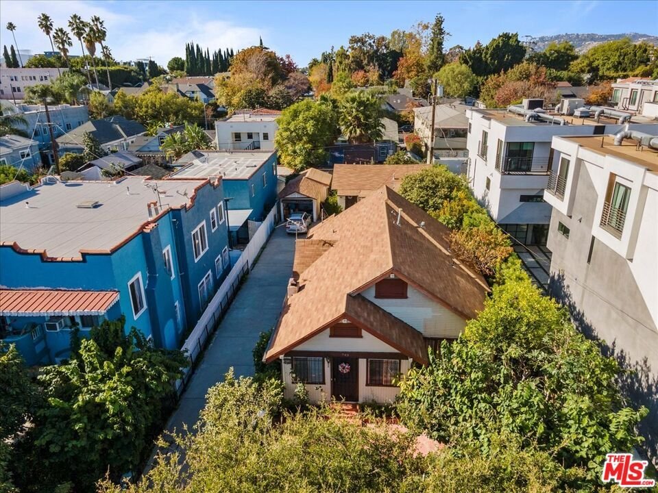 Los Angeles, California, United States 4 - 18014659