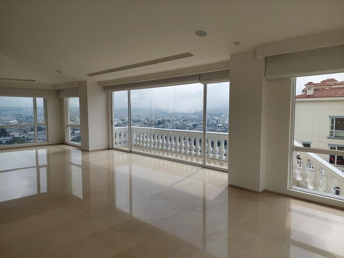 Apartment in Quito, Pichincha, Ecuador 1 - 18016756