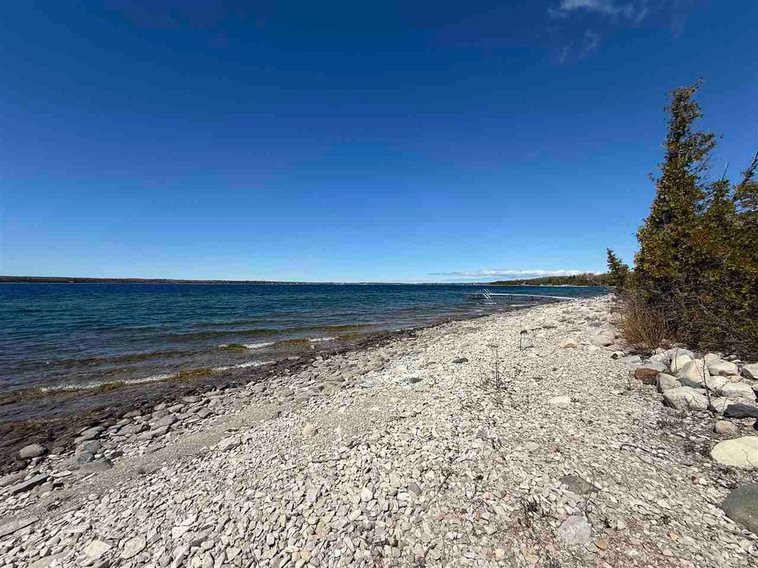House in Charlevoix, Michigan, United States 3 - 18017703