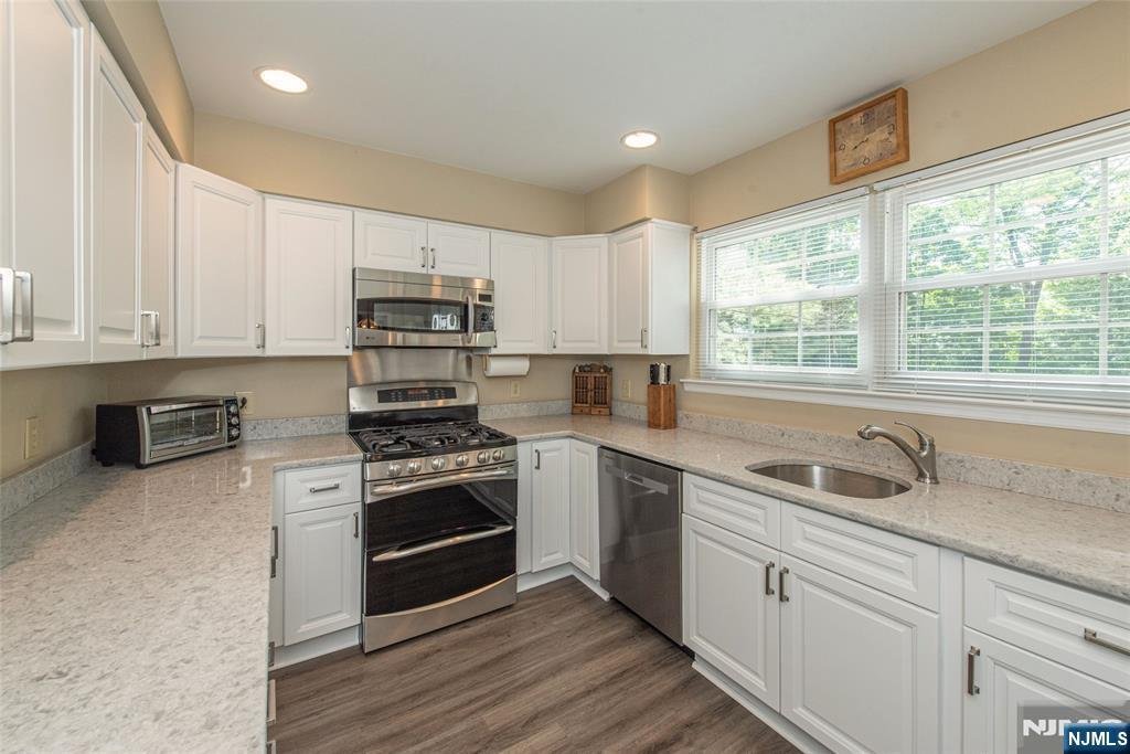 House in Wayne, New Jersey, United States 3 - 18020819