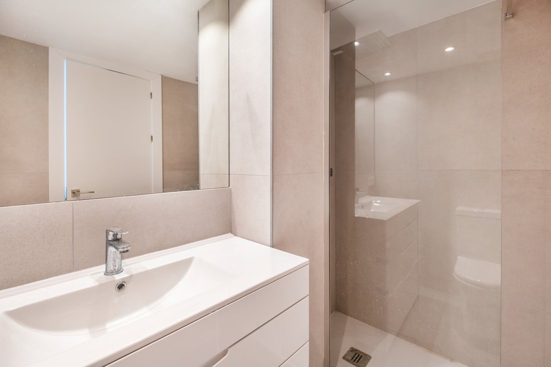 Apartment in Rio Real, Marbella, Andalusia 5 - 15024352