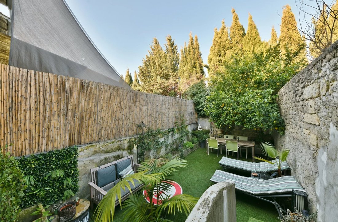 Townhouse in Uzès, Occitania, France 3 - 18016985
