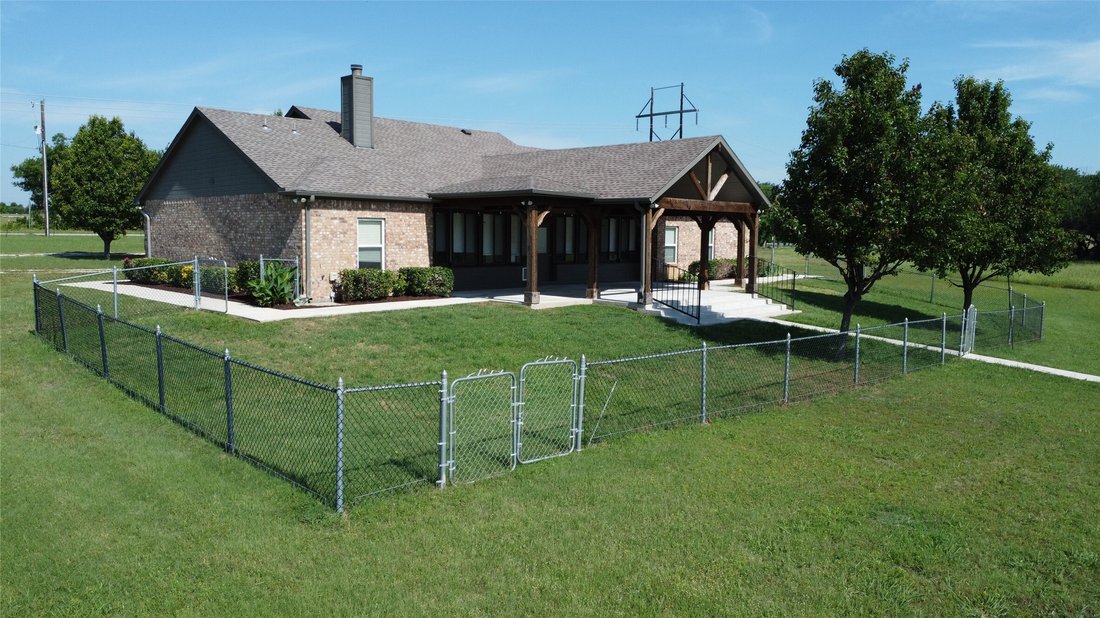 House in Sanger, Texas, United States 5 - 18018258