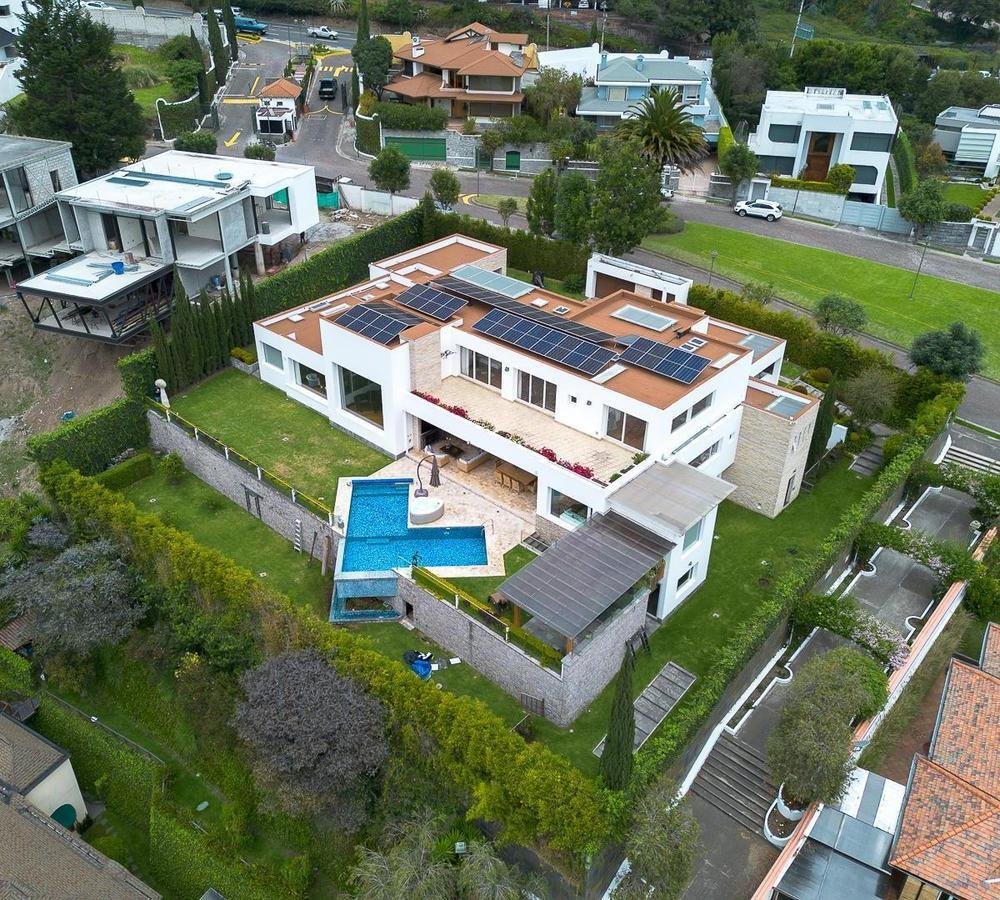 House in Quito, Pichincha, Ecuador 4 - 18016730