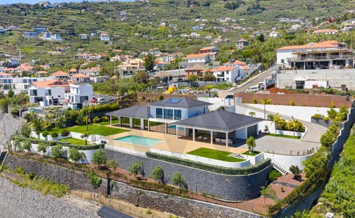 Casa en Arco da Calheta, Madeira, Portugal 1
