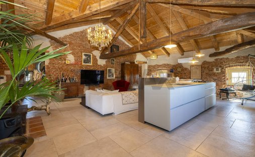 Country House in Villanova d'Asti, Piedmont, Italy 1