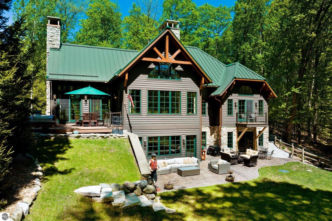 House in Central Lake, Michigan, United States 1 - 18017602
