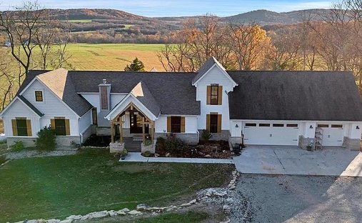 House in Ste. Genevieve, Missouri, United States 1