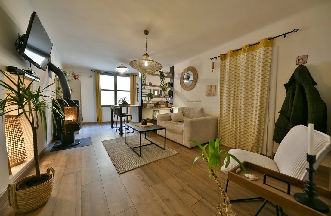 Townhouse in Uzès, Occitania, France 5 - 18016985