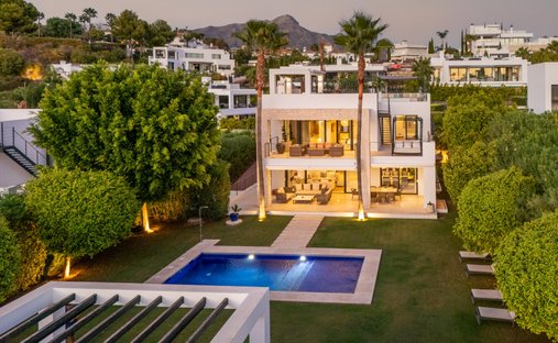 Villa en Nueva Andalucía, Marbella, España 1
