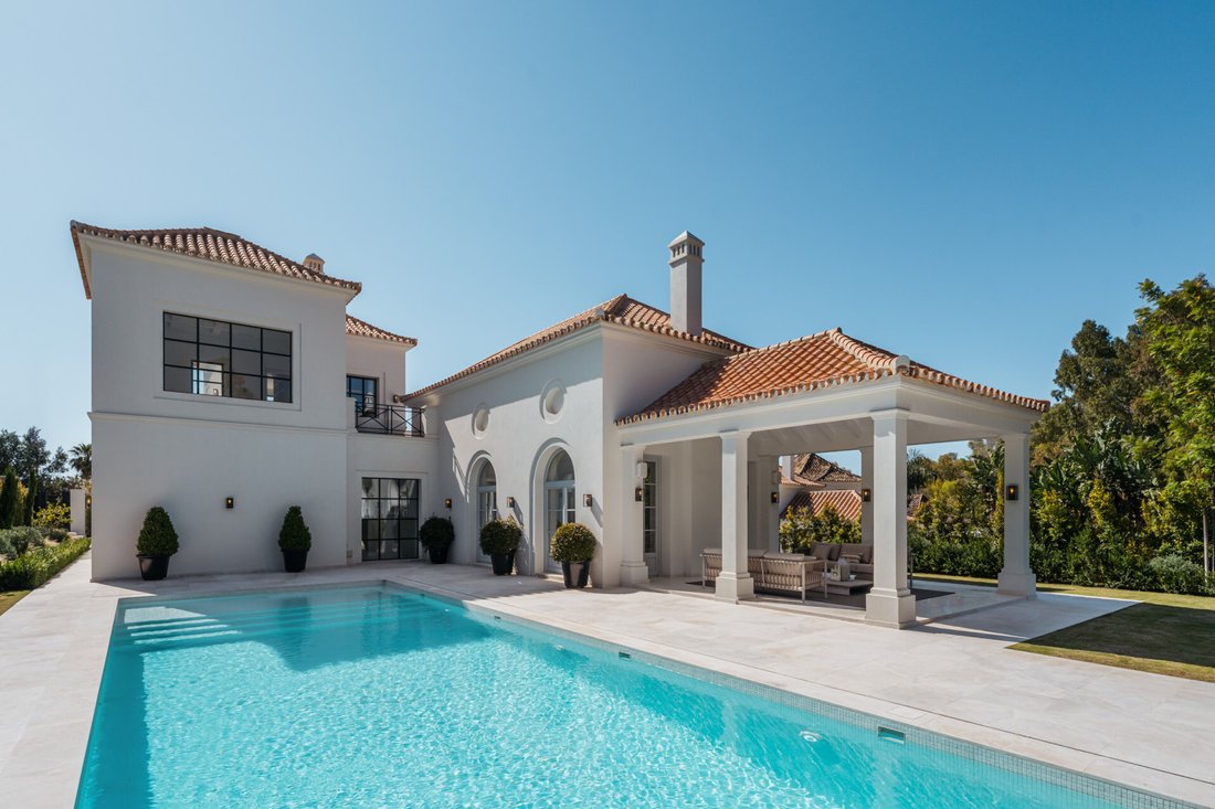Villa in Nueva Andalucia, Marbella, Spain 1 - 16798274