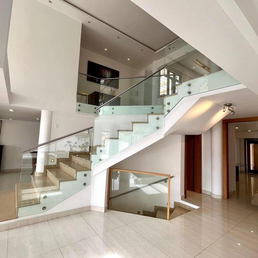 House in Quito, Pichincha, Ecuador 2 - 18016740