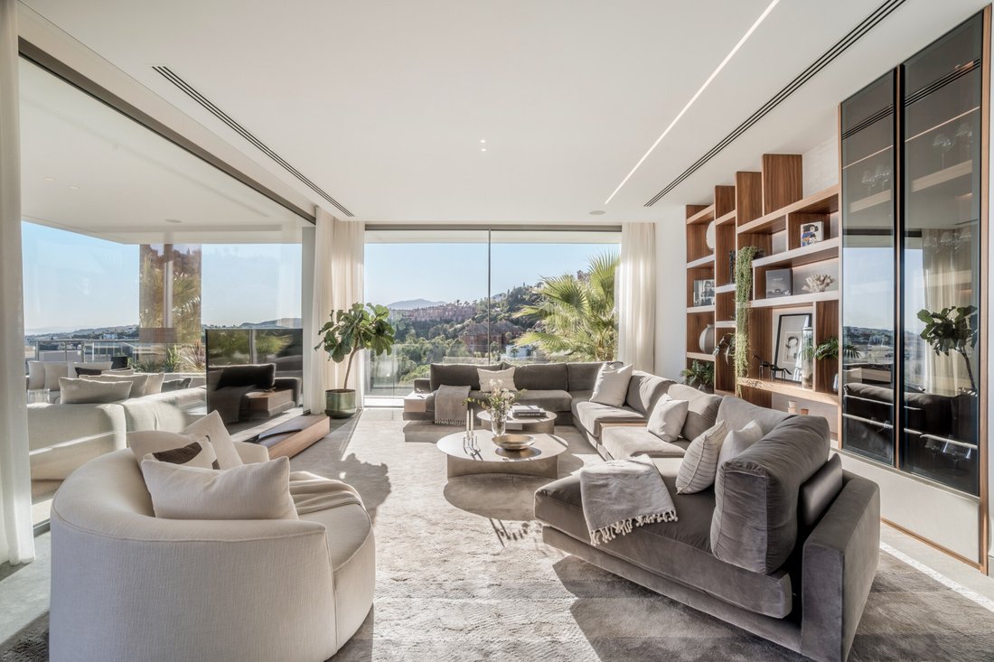 Villa in La Quinta, Benahavis, Andalusia 4 - 16776736
