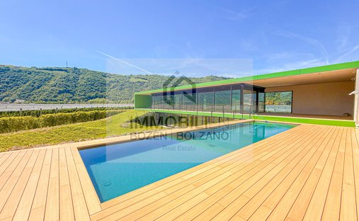 Villa in Piani-Rencio Center / Piani-Rencio Zentrum, Bolzano / Bozen, Trentino – Alto Adige/Südtirol 1
