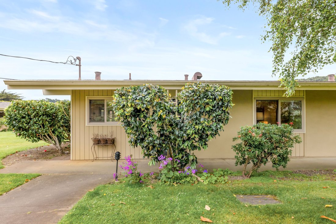 Condo in Carmel-by-the-Sea, California, United States 2 - 18015433