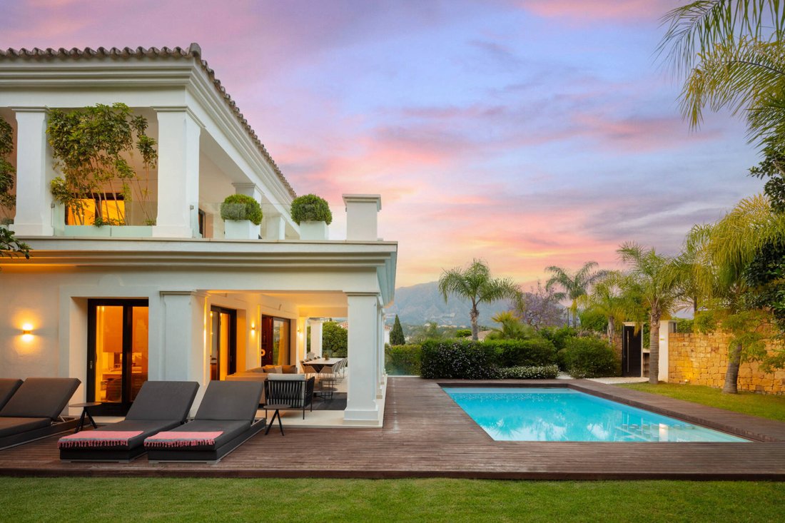 Villa in Nueva Andalucia, Marbella, Spain 1 - 12019440