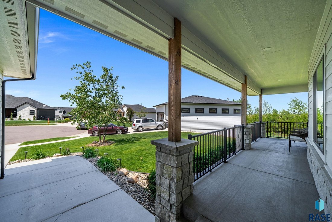 House in Sioux Falls, South Dakota, United States 2 - 18021418