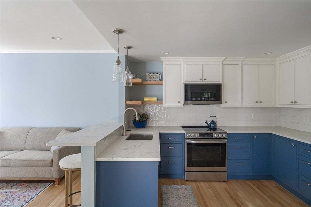 Condo in Hingham, Massachusetts, United States 4 - 18016897