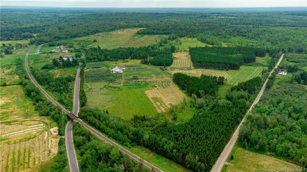 Corps de ferme à Chipman, Nouveau-Brunswick, Canada 5 - 18018168
