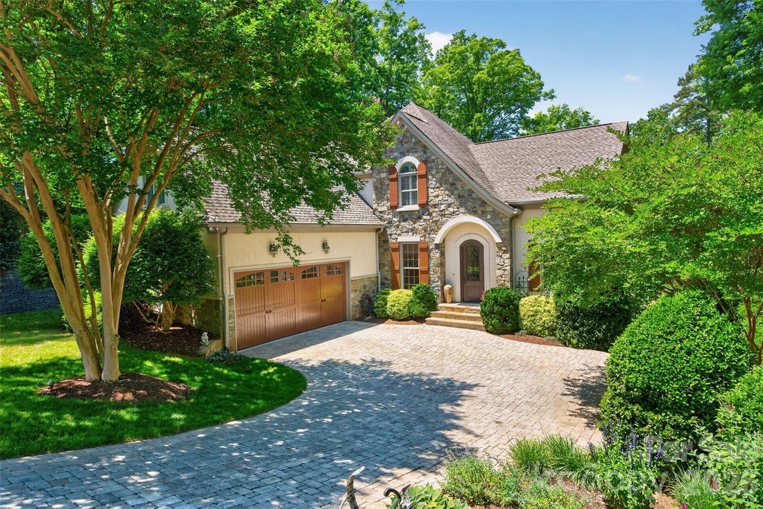 House in Belmont, North Carolina, United States 1 - 18021414