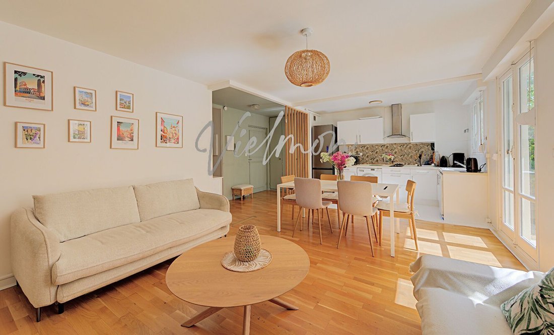 Apartment in Forêt, Saint-Germain-en-Laye, France 3 - 18016547