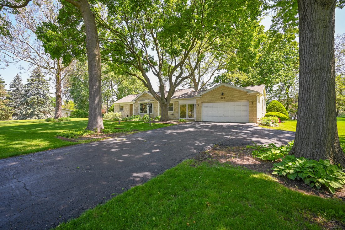 House in Glen Ellyn, Illinois, United States 3 - 18015787