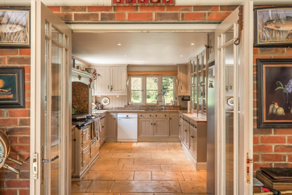 House in Chilbolton, England 4 - 18019424