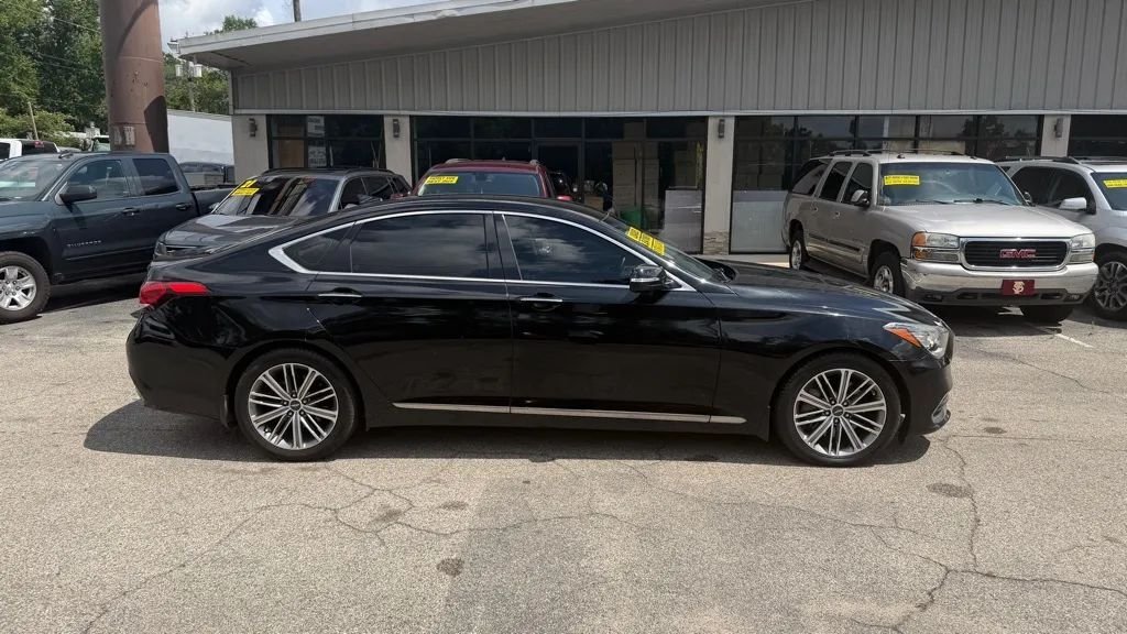 Sedan in Tallahassee, FL, United States 4 - 18017922