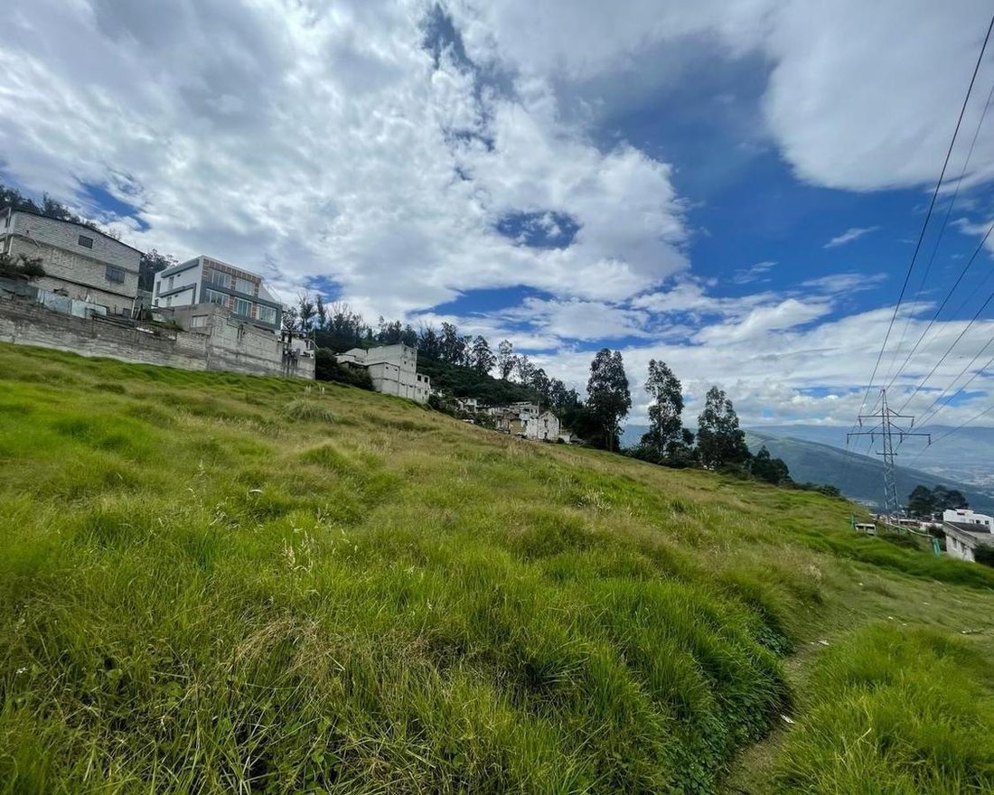 Land in Quito, Pichincha, Ecuador 5 - 18016770
