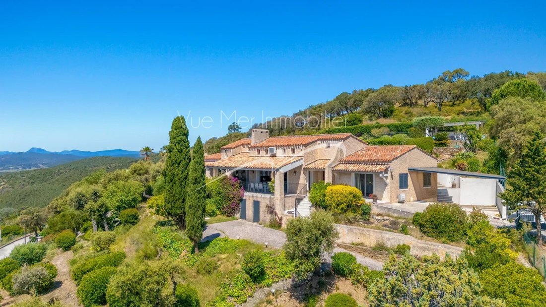 Villa in Sud Ouest, Bormes-les-Mimosas, France 3 - 18016857