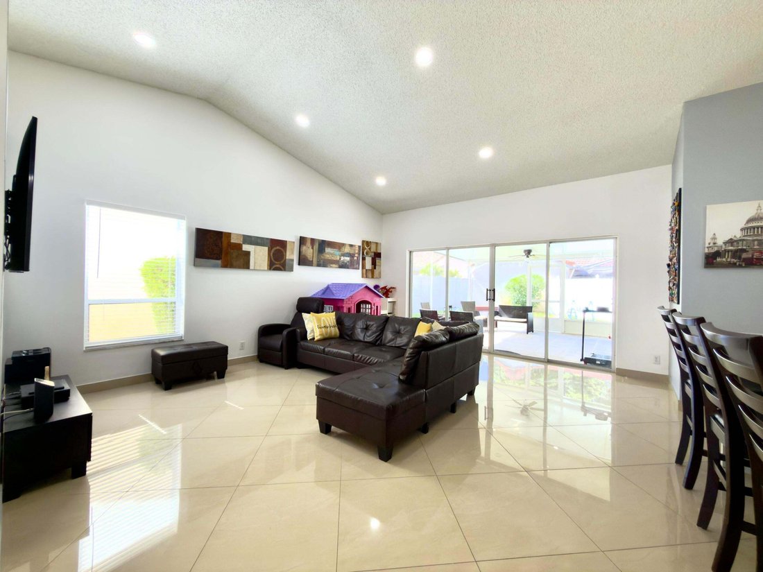 House in Palm Beach Gardens, Florida, United States 3 - 18017251