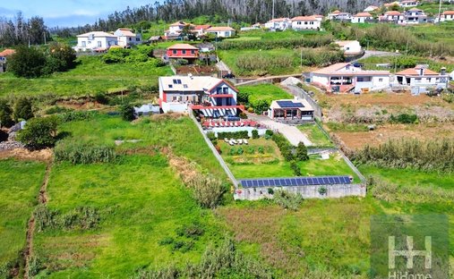 House in Faja da Ovelha, Madeira, Portugal 1