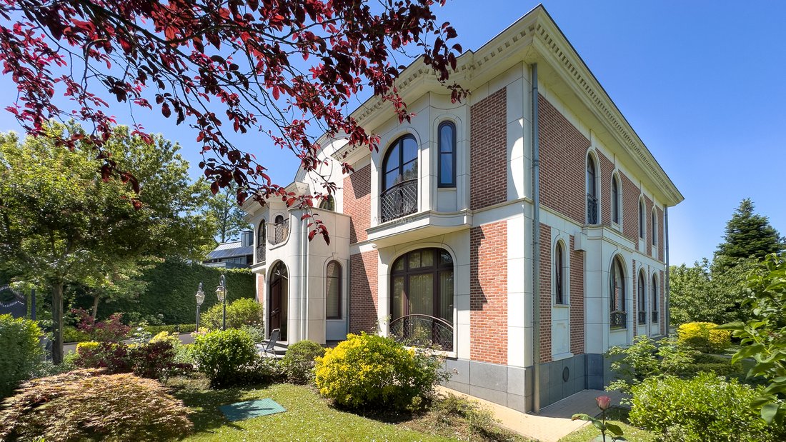 Villa in Woluwe-Saint-Pierre, Brussels, Belgium 1 - 18015466