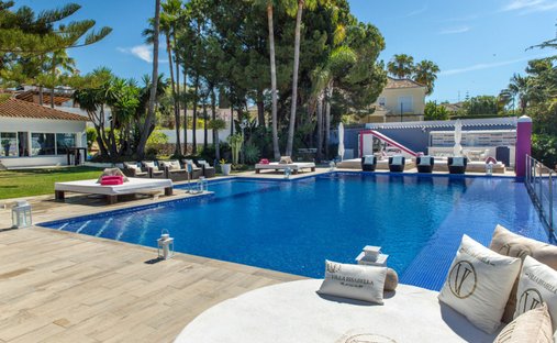 Villa en Elviria-Cabopino, Marbella, España 1