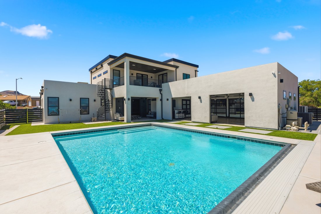 House in Los Lunas, New Mexico, United States 1 - 18016602