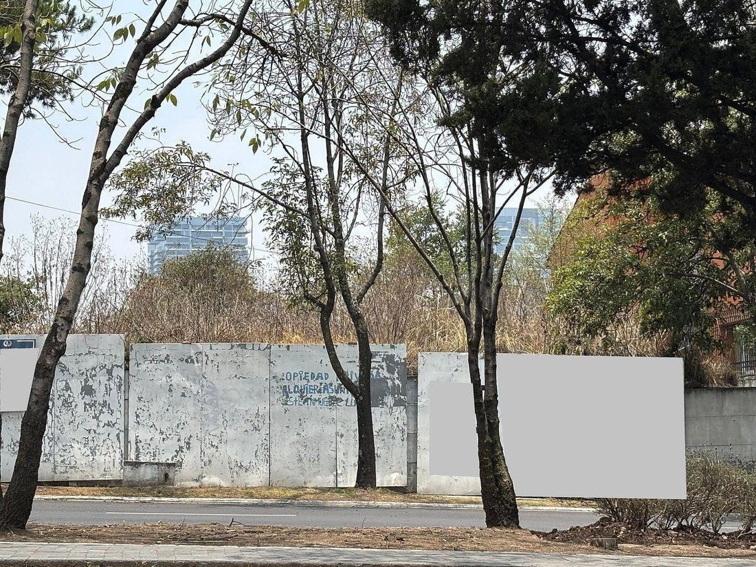 Land in Mexico City, Mexico 2 - 18016838