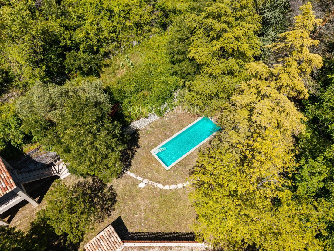 House in Bonnieux, Provence-Alpes-Côte d'Azur, France 2 - 18016849