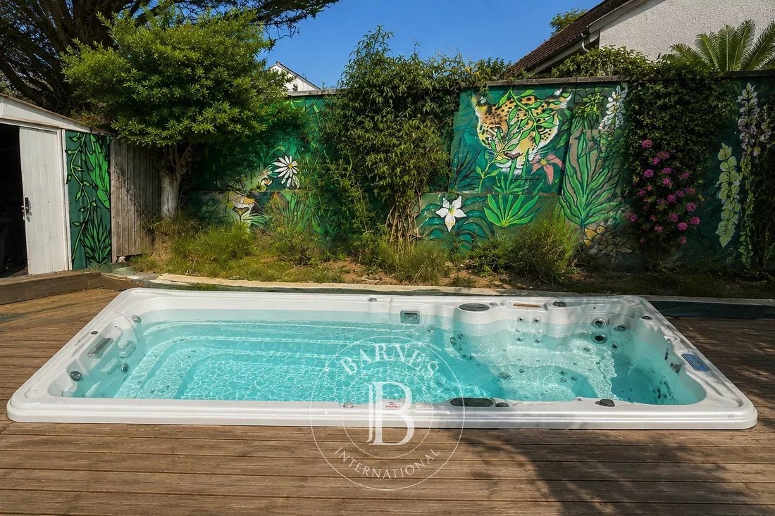 Casa en Meseta Oeste, Suresnes, Francia 2 - 17627778