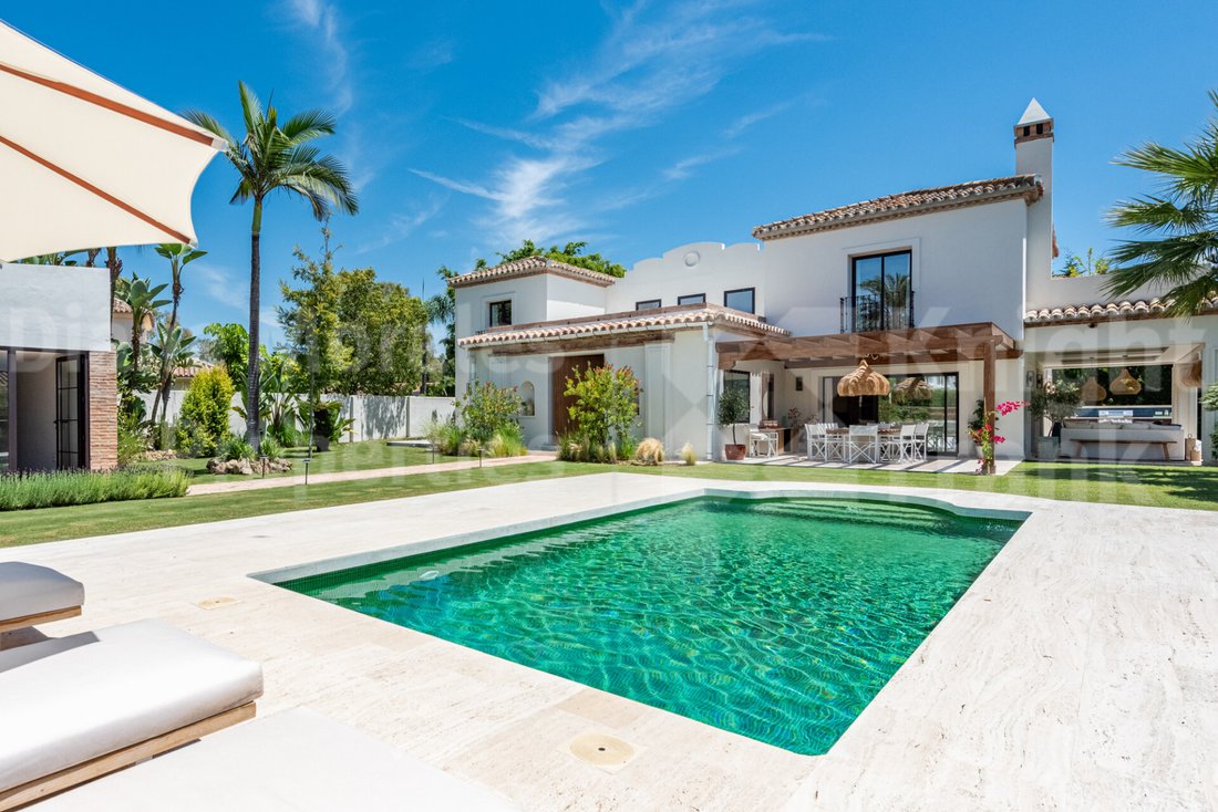 Villa in Estepona, Andalusia, Spain 1 - 16289468