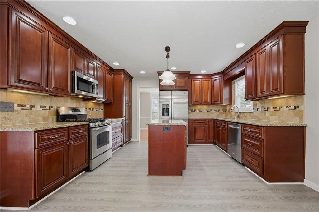 House in Johns Creek, Georgia, United States 5 - 17979423