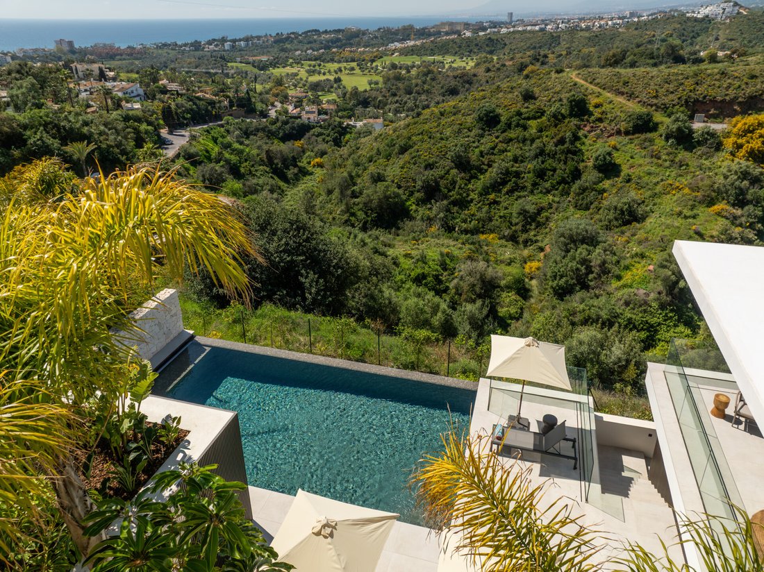 Villa in Marbella, Andalusia, Spain 2 - 17874047