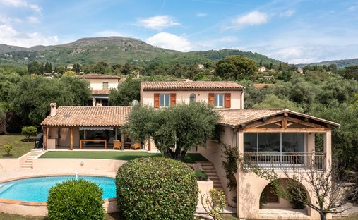 Villa in Tourrettes-sur-Loup, Provence-Alpes-Côte d'Azur, France 1