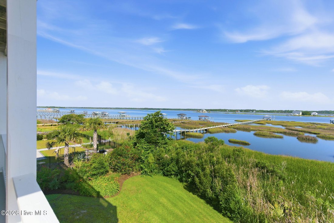 House in North Topsail Beach, North Carolina, United States 5 - 17550488