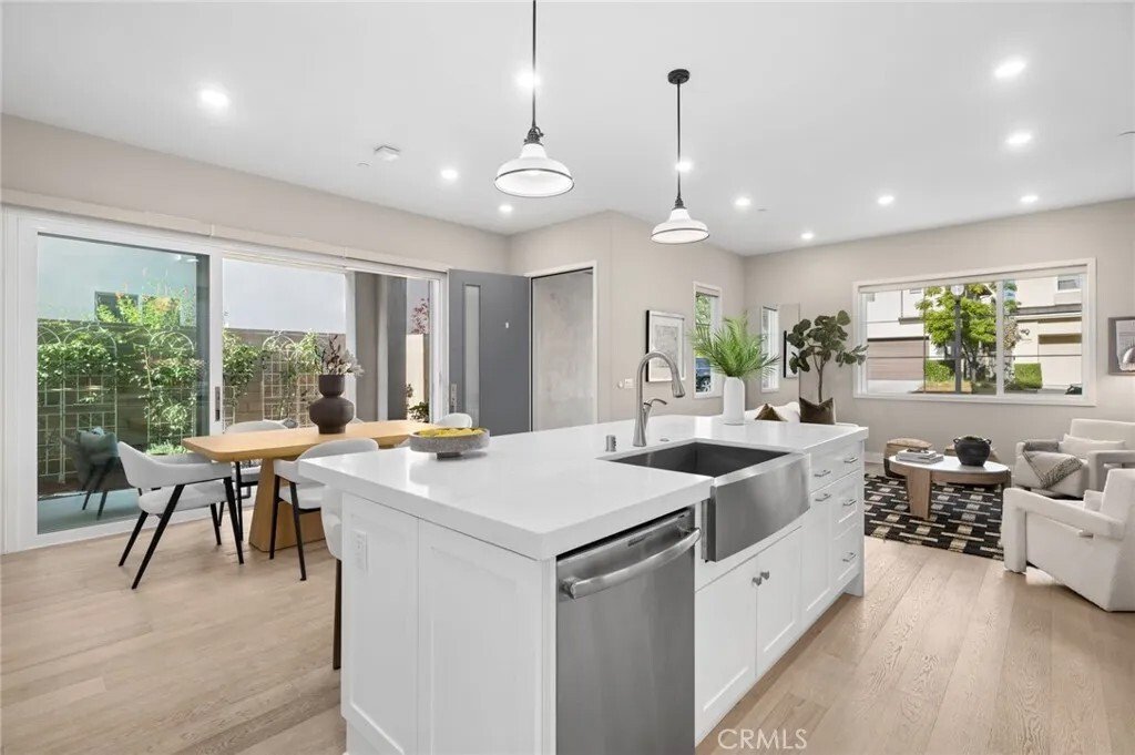 Condo in Irvine, California, United States 4 - 18016248