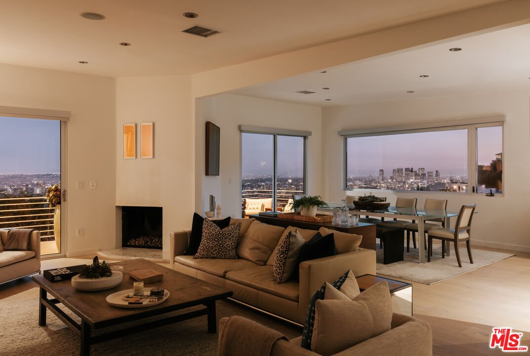 House in Los Angeles, California, United States 5 - 18017125