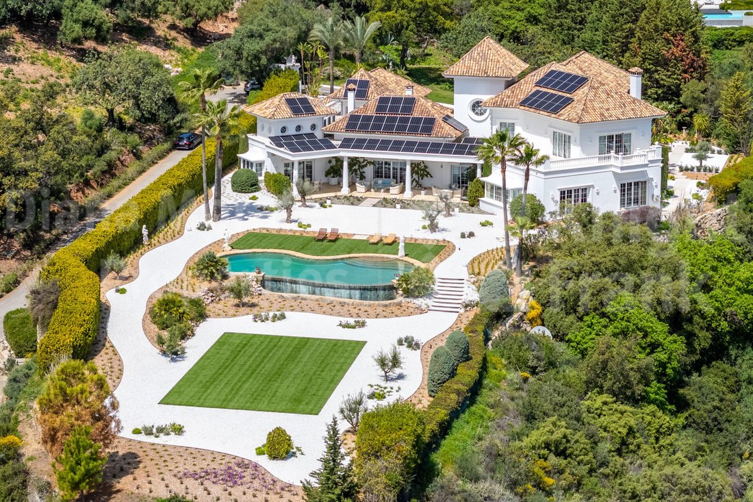 Villa in La Zagaleta, Benahavis, Andalusia 2 - 16657929