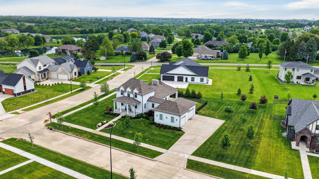 House in Cumming, Iowa, United States 2 - 18017566