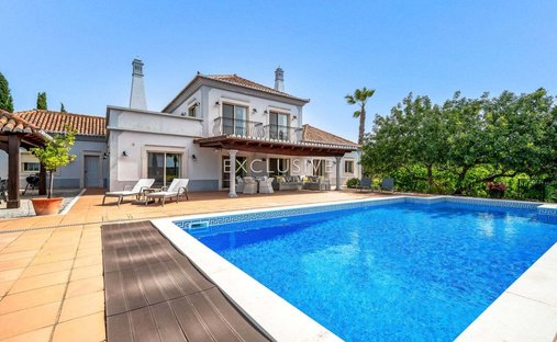 Villa in Santa Barbara de Nexe, Algarve, Portugal 1
