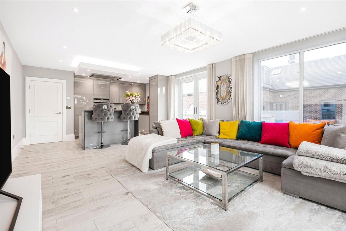 Apartment in Cockfosters, Enfield, England 1 - 18015899